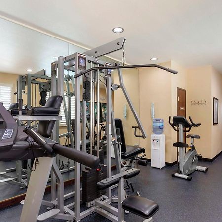Best Western Plus Crown Colony Inn & Suites Lufkin Luaran gambar