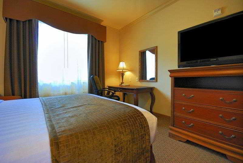 Best Western Plus Crown Colony Inn & Suites Lufkin Luaran gambar