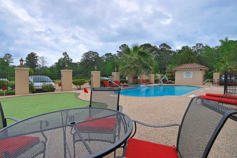 Best Western Plus Crown Colony Inn & Suites Lufkin Luaran gambar