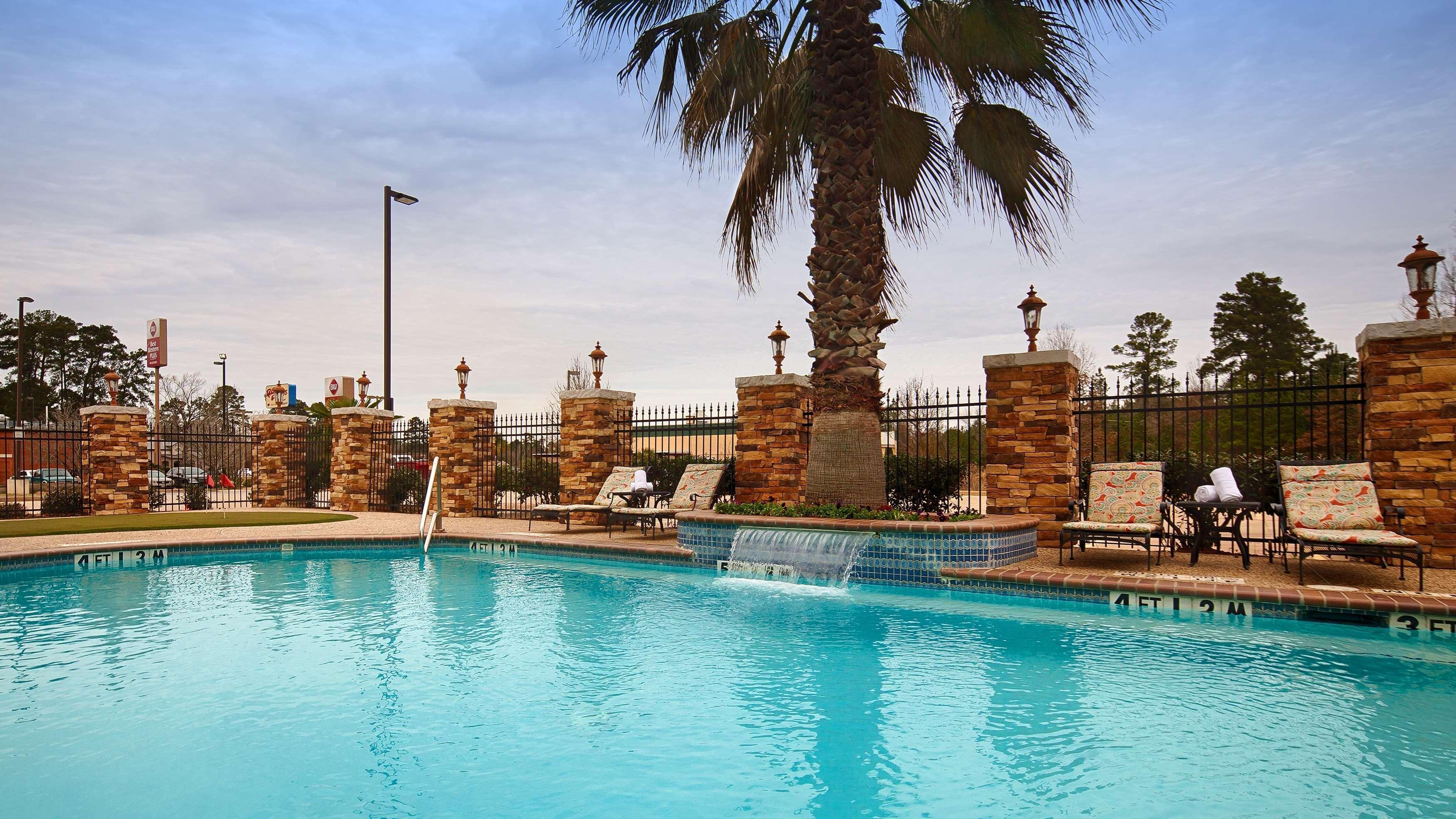 Best Western Plus Crown Colony Inn & Suites Lufkin Luaran gambar