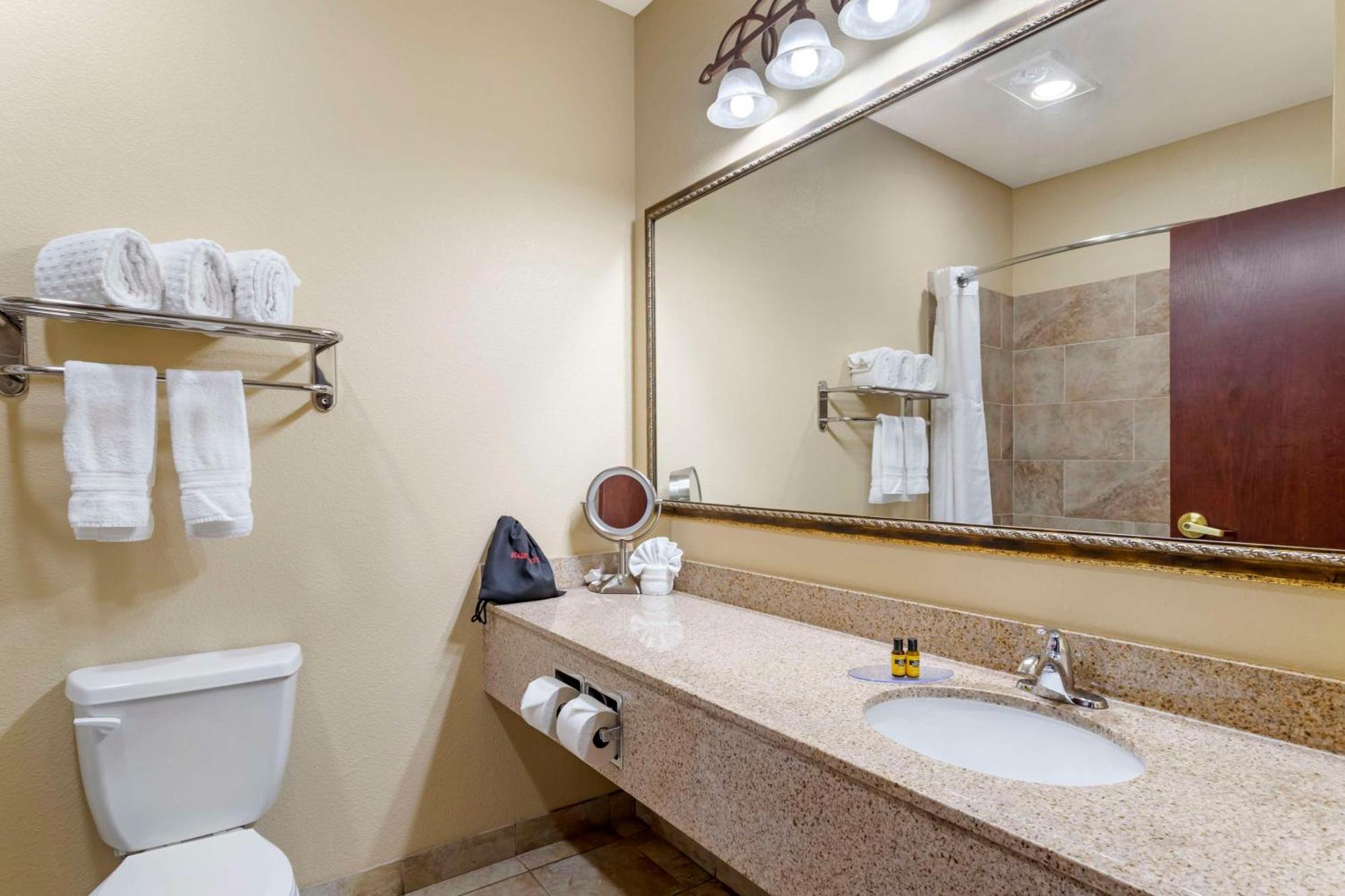 Best Western Plus Crown Colony Inn & Suites Lufkin Luaran gambar