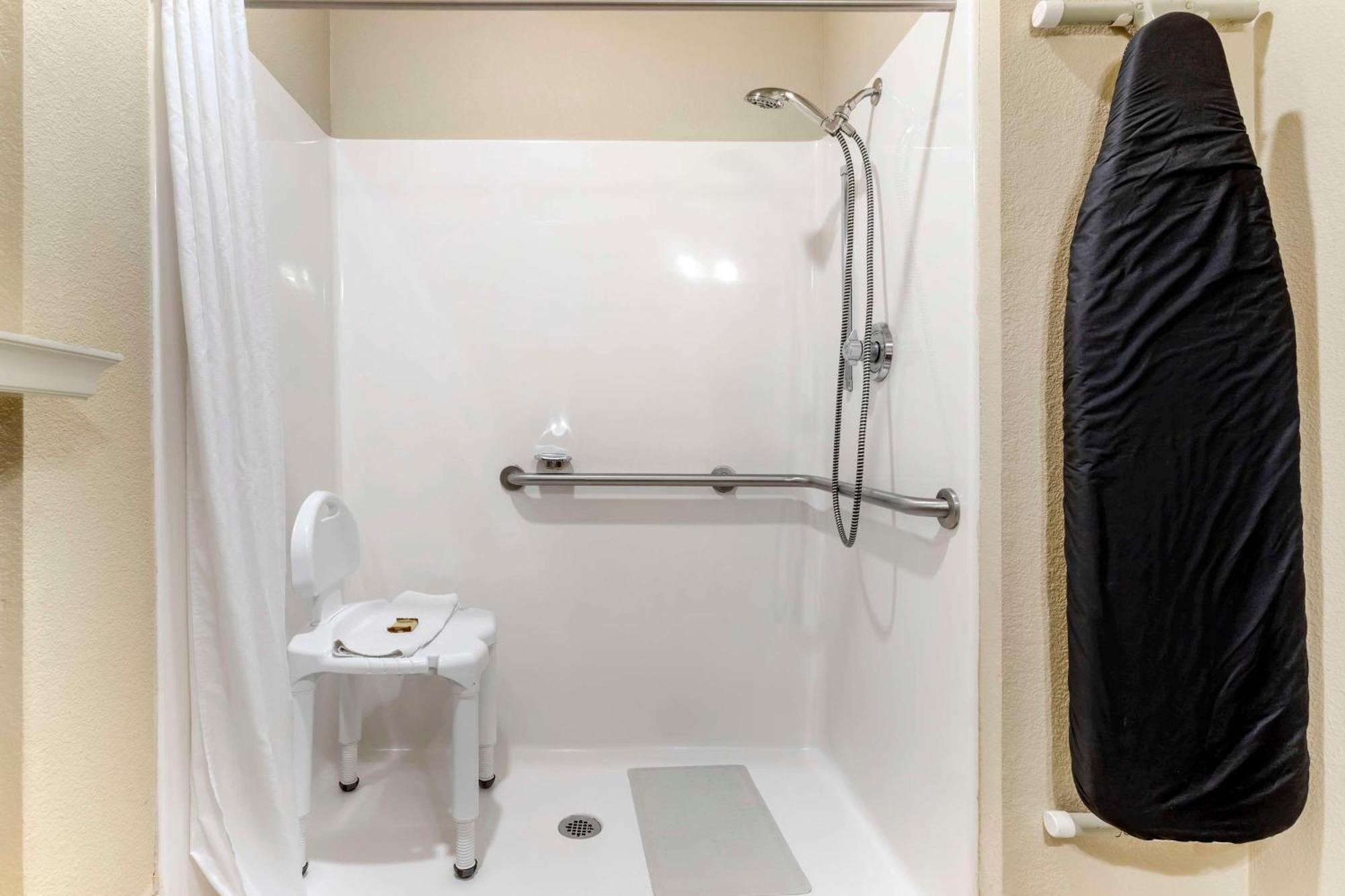 Best Western Plus Crown Colony Inn & Suites Lufkin Luaran gambar