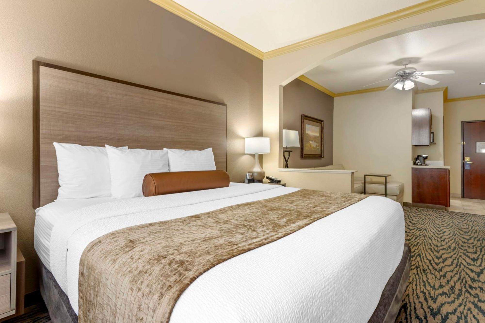 Best Western Plus Crown Colony Inn & Suites Lufkin Luaran gambar