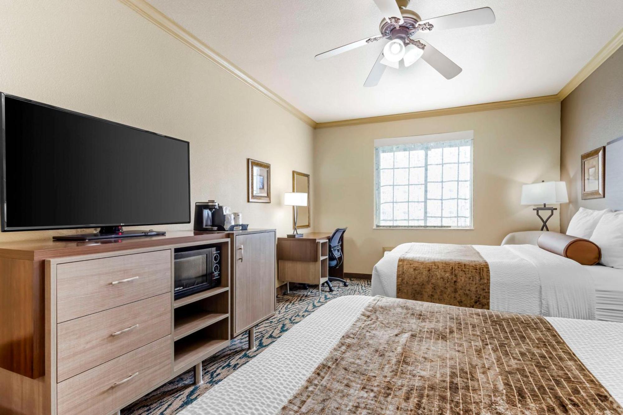 Best Western Plus Crown Colony Inn & Suites Lufkin Luaran gambar
