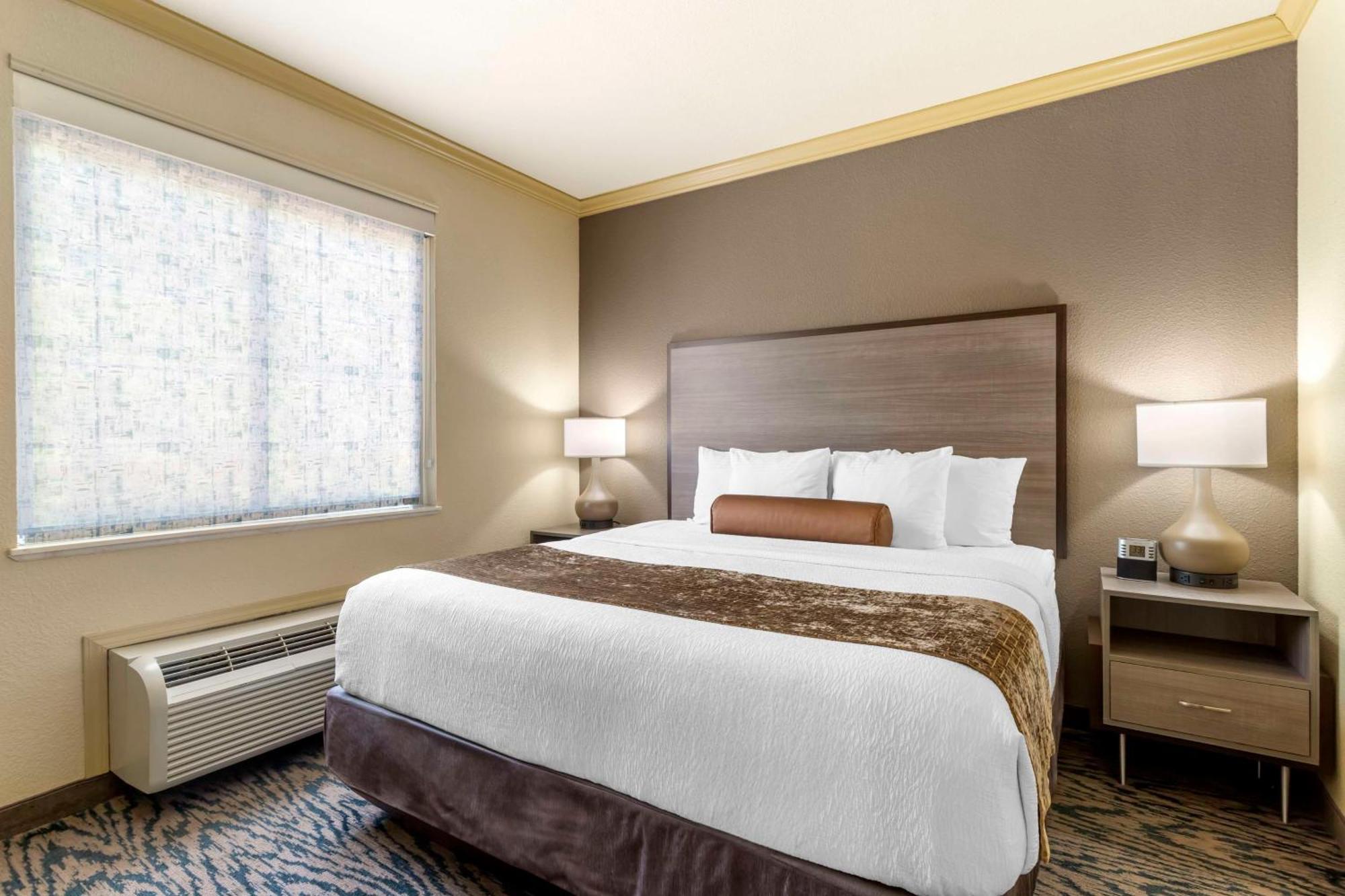 Best Western Plus Crown Colony Inn & Suites Lufkin Luaran gambar
