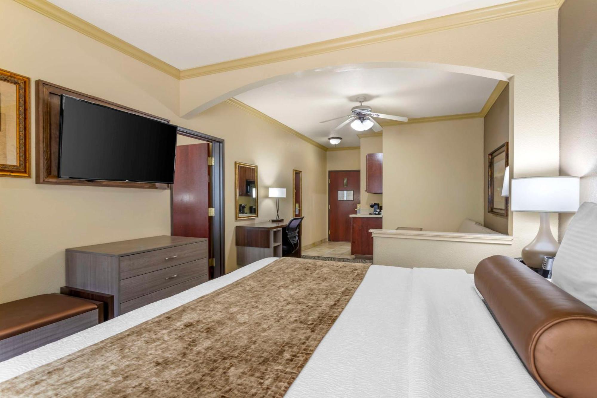 Best Western Plus Crown Colony Inn & Suites Lufkin Luaran gambar