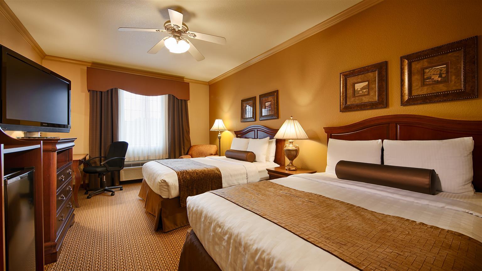 Best Western Plus Crown Colony Inn & Suites Lufkin Luaran gambar