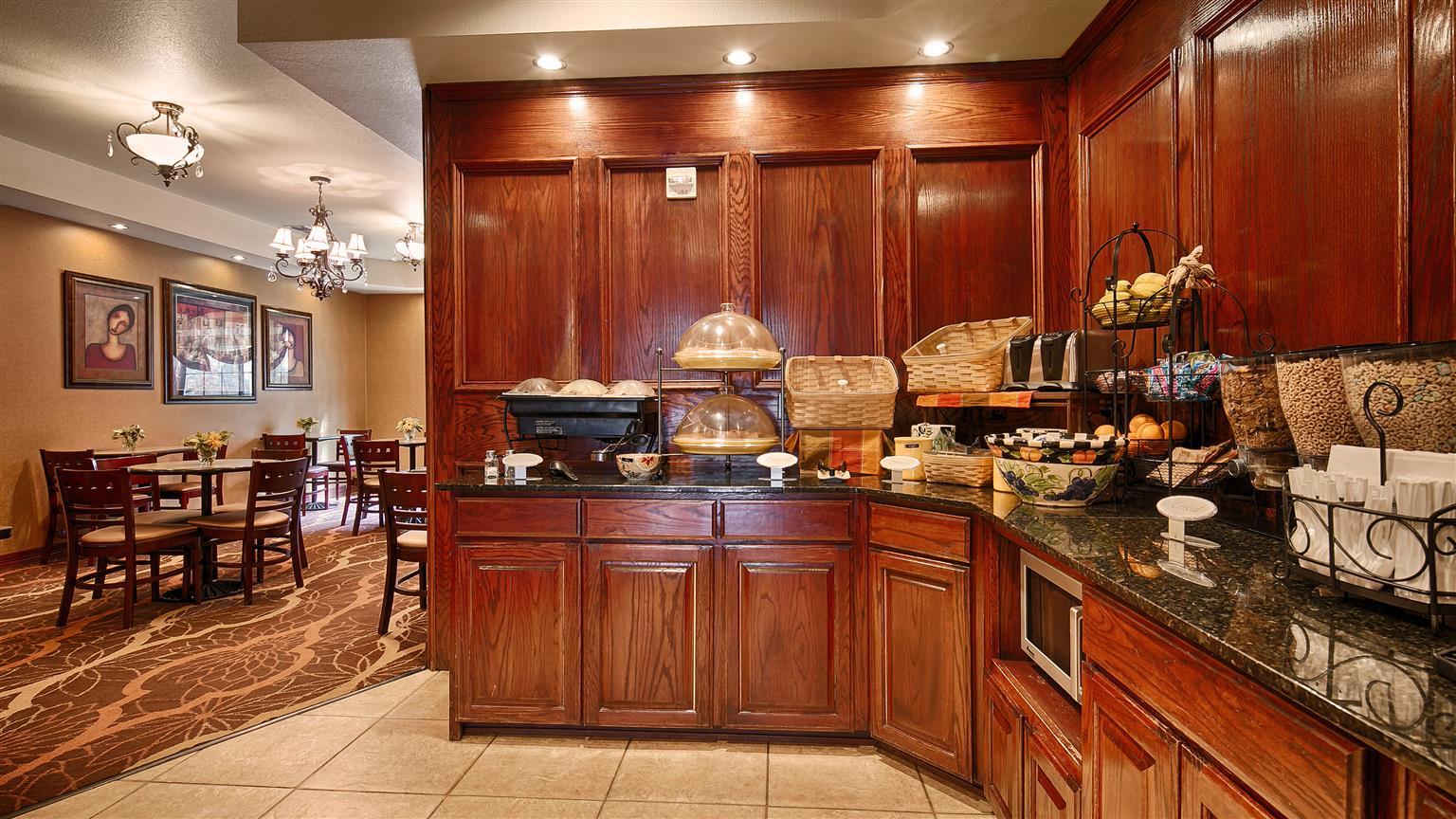 Best Western Plus Crown Colony Inn & Suites Lufkin Luaran gambar