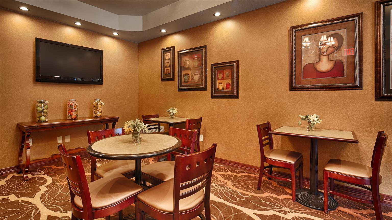 Best Western Plus Crown Colony Inn & Suites Lufkin Luaran gambar