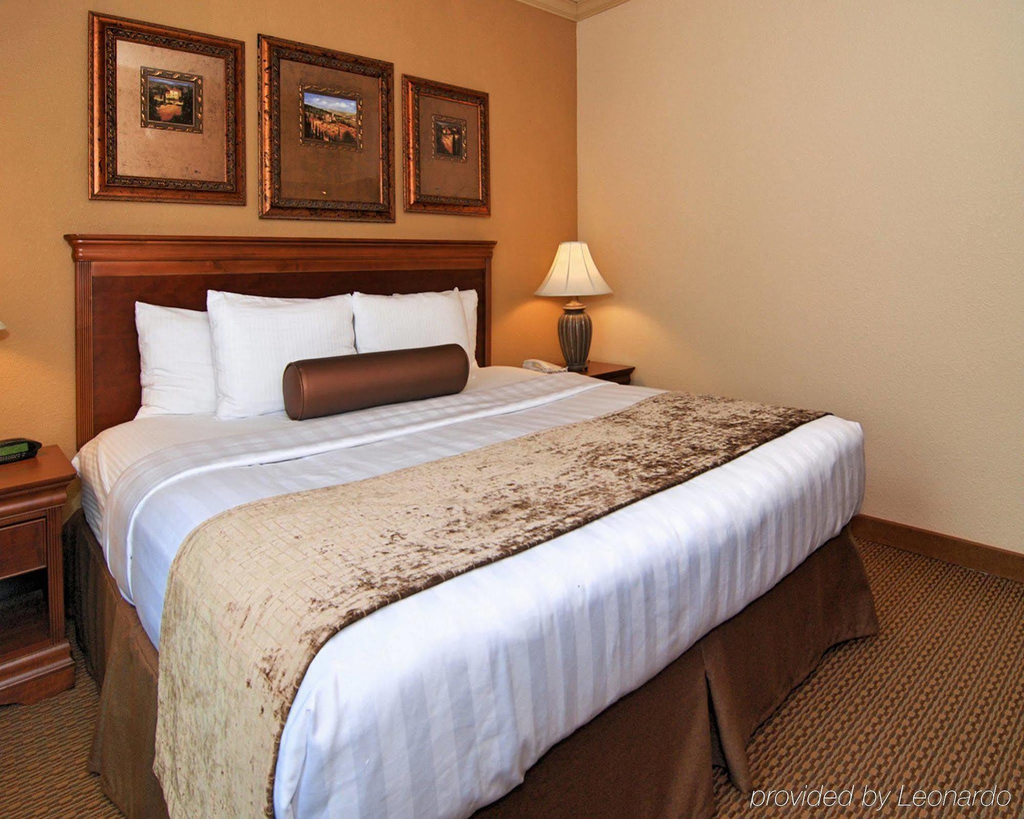 Best Western Plus Crown Colony Inn & Suites Lufkin Luaran gambar