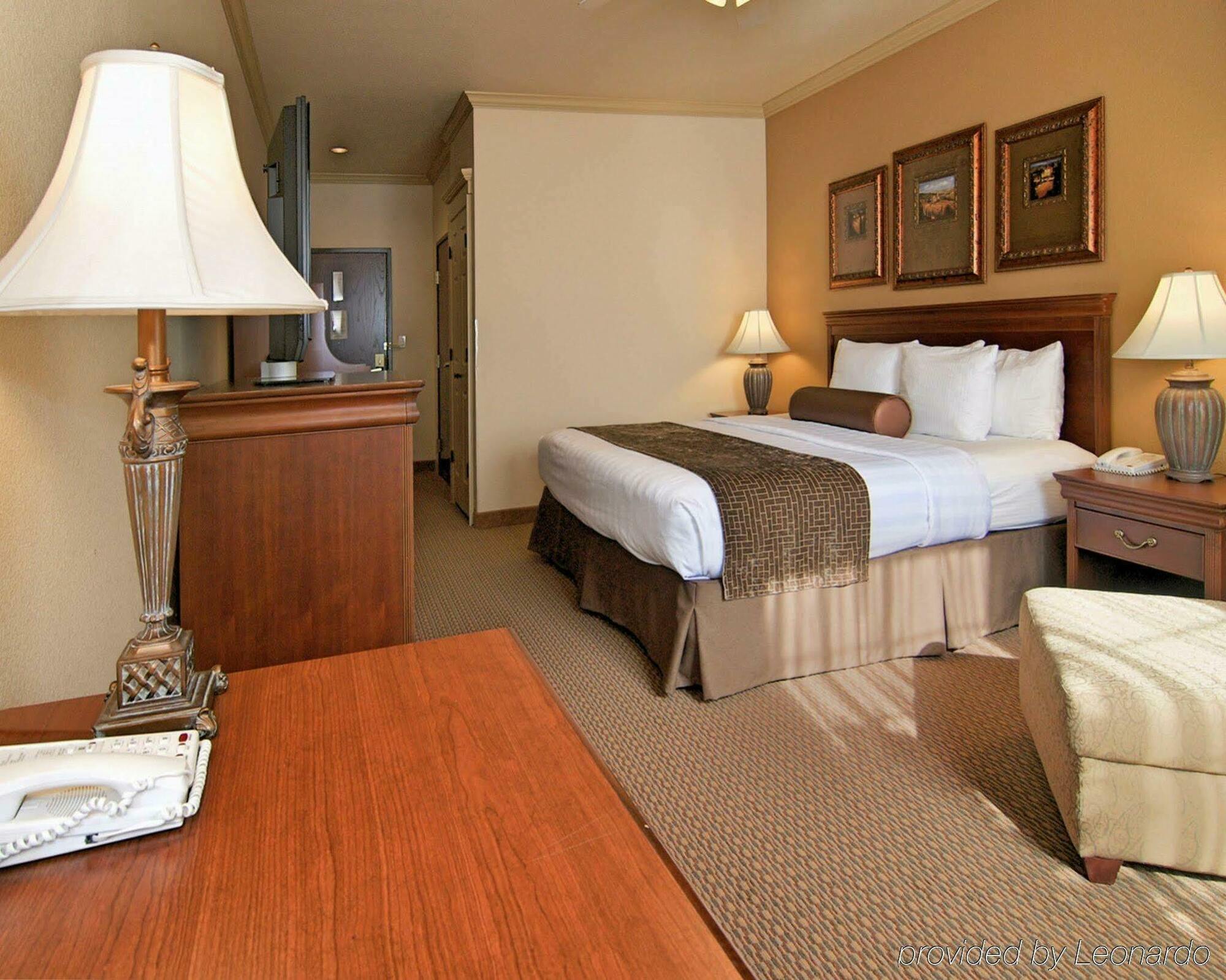Best Western Plus Crown Colony Inn & Suites Lufkin Luaran gambar